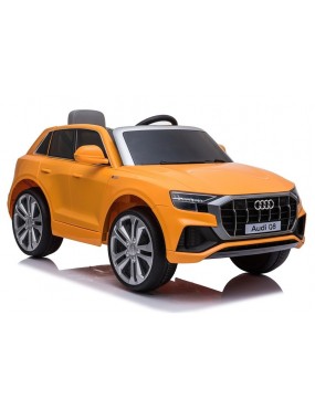 Auto na Akumulator Audi Q8...
